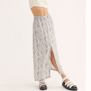 Free People🎉Katie Button Front Skirt 🎉